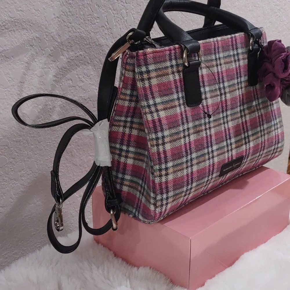 NANETTE LEPORE Satchel Bag. - Picture 4 of 17